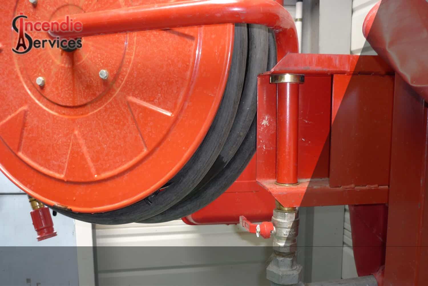 Entreprise Installation RIA - Robinet d'incendie armé pour entreprises et collectivités | Incendie Services